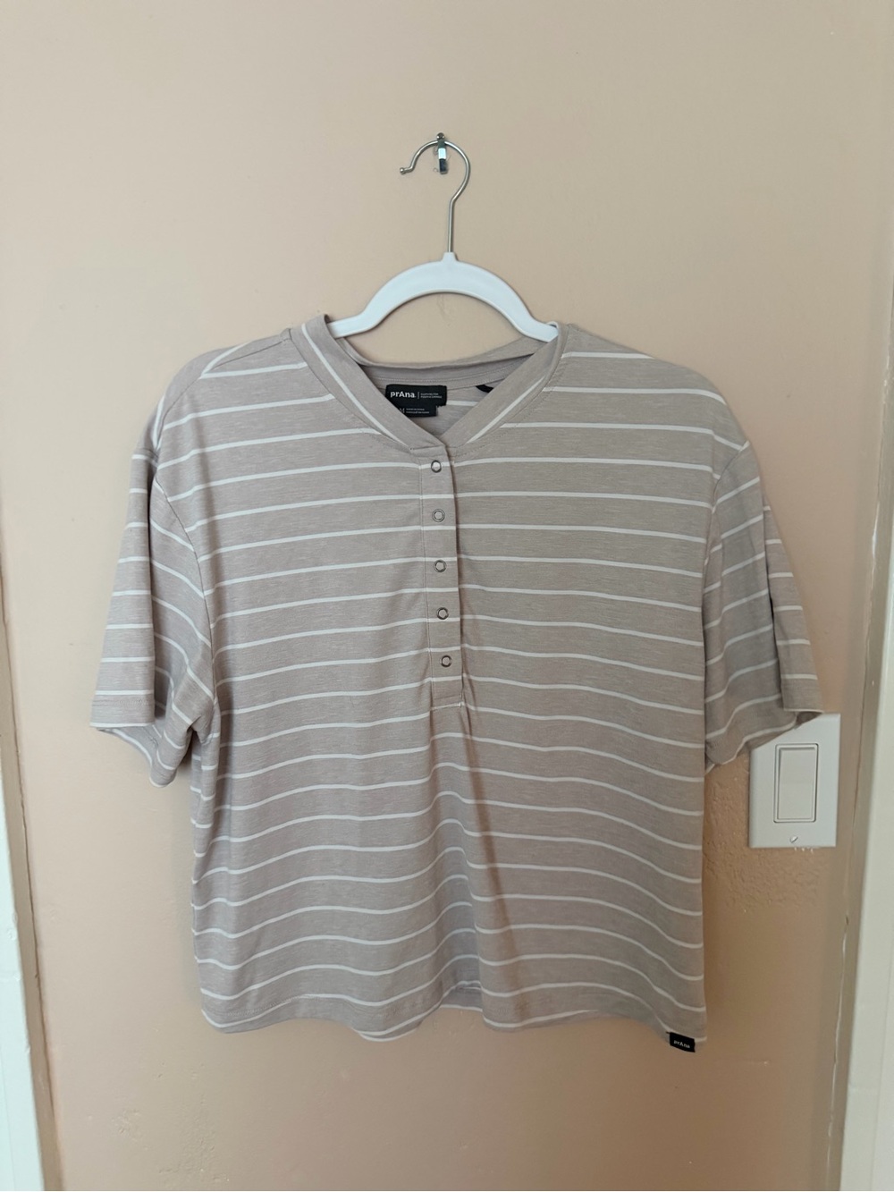 ☀️ Prana Striped Henley Top in dusty pink and white